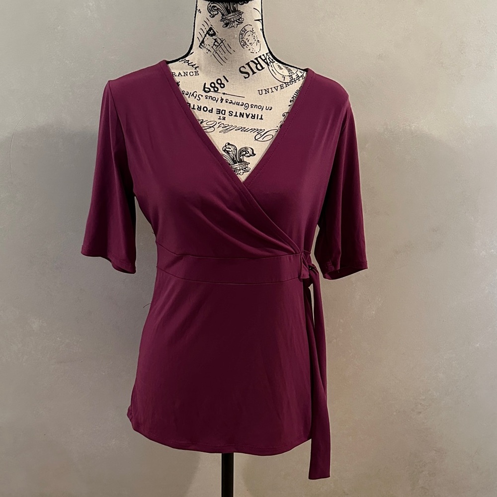 Elegant fuchsia Wrap Top